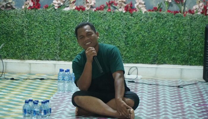 Kisah Heroik Mas Baron: Berenang Tembus Banjir Demi Normalkan Komunikasi PEP Rantau Field