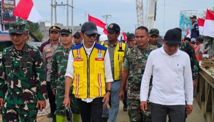 Wagub Fadhlullah Tinjau Jembatan Bailey Kuta Blang, Progres Capai 98 Persen