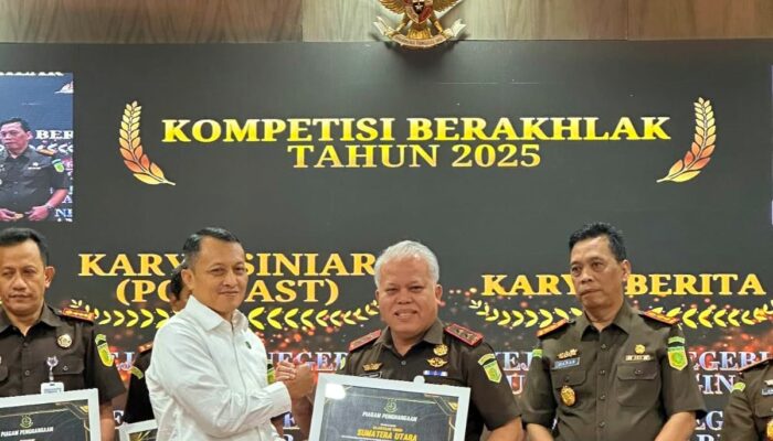 Kejati Sumut Raih Peringkat III Kompetisi Satker “Ber-AKHLAK” 2025
