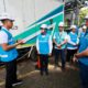 Direktur Utama PLN, Darmawan Prasodjo (kiri) didampingi Direktur Distribusi PLN, Arsyadany G. Akmalaputri (kedua dari kiri), Direktur Legal dan Manajemen Human Capital PLN, Yusuf Didi Setiarto (kedua dari kanan), General Manager PLN UID Jateng & DIY, Bramantyo Anggun Pambudi (kanan), dan Manager UP3 Semarang, Ricki Yakop (ketiga dari kanan) terjun langsung meninjau kesiapan pengamanan listrik berlapis dengan UPS di Gereja Katedral Santa Perawan Maria Ratu Rosario Suci Semarang pada Rabu, (24/12).