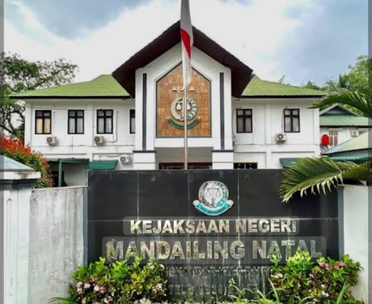 LSM Dukung Kejari Madina Usut Kasus Smart Village TA 2023