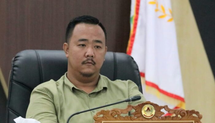 Geram Difitnah Bekingi Penjualan Petasan, Wakil Ketua DPRD Gunungsitoli Bakal Tempuh Jalur Hukum