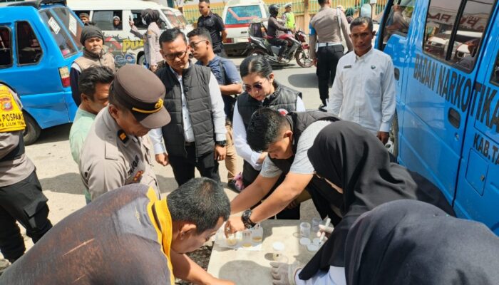 Melintas Di Sidimpuan, Sopir Angkutan Harus Bersih Narkoba