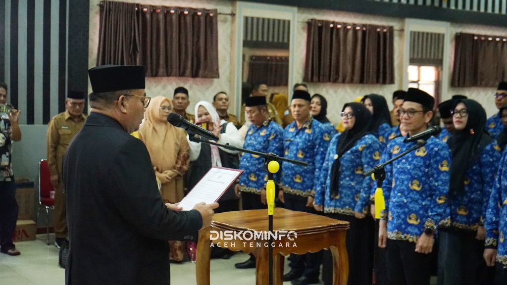 Bupati Agara Lantik 37 Kepala Sekolah Dan 18 Kapus Serta 3 Administrator