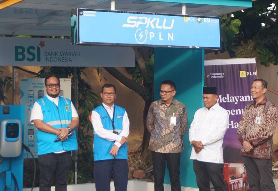 Sinergi Hijau BUMN Dan Umat: BSI & PLN Hadirkan SPKLU Berbasis Masjid Di Medan