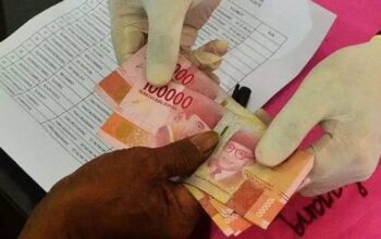 2 Oknum Kepling Kelurahan Kayu Jati Diduga Minta Jatah Uang BLTS Kesra Dari Penerima