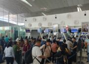 Arus Penumpang Pesawat Di KNIA Meningkat