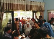 Lokasi Kantor Pos Tak Memadai, Pembagian 2.298 BLT Di Kantor Camat Beringin