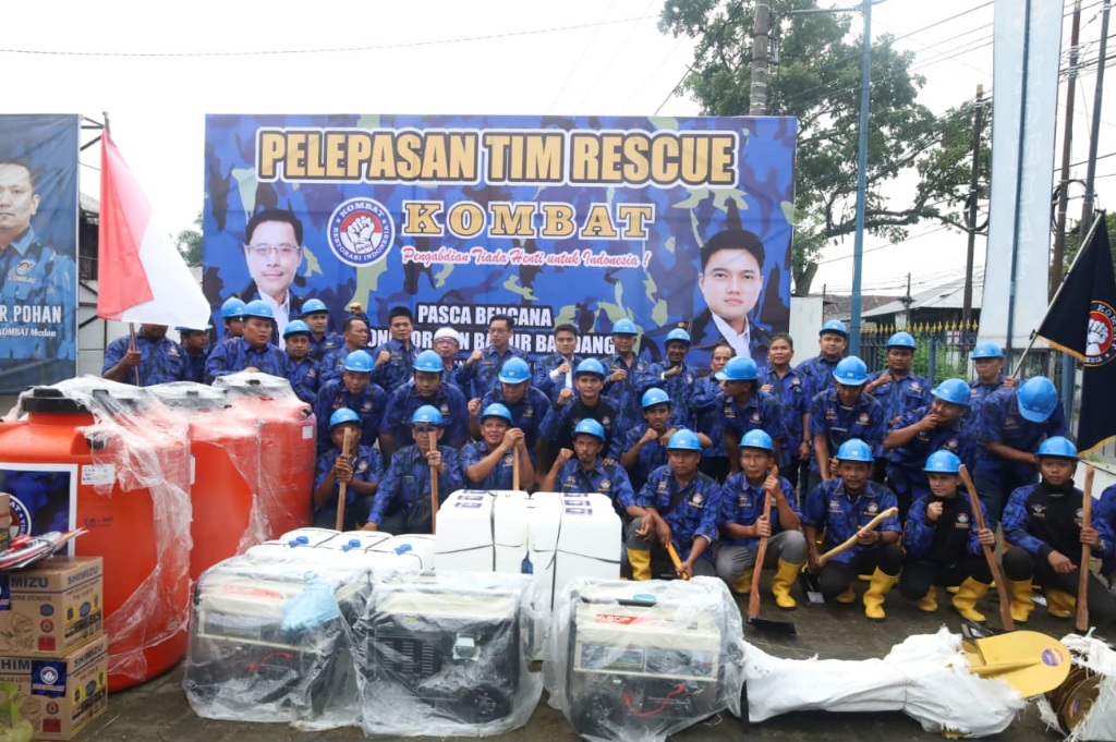 Ricky Anthony: KOMBAT Salurkan 100 Ton Beras Dan Terjunkan Relawan Ke Lokasi Bencana