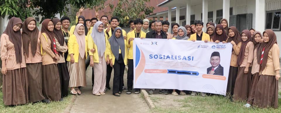 FH UNA Perkuat Kesadaran Hukum Dan Demokrasi Pemilih Pemula