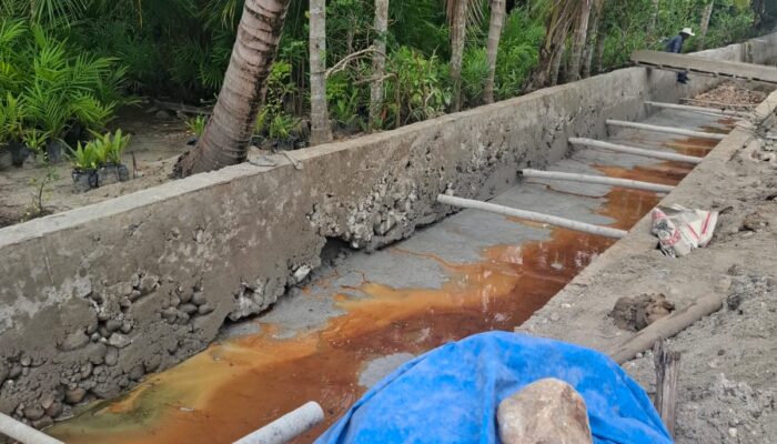 Dikerjakan Asal Jadi, Proyek Saluran Drainase Rp4,25 Miliar Baru Dibangun Di Trumon Telah Rusak