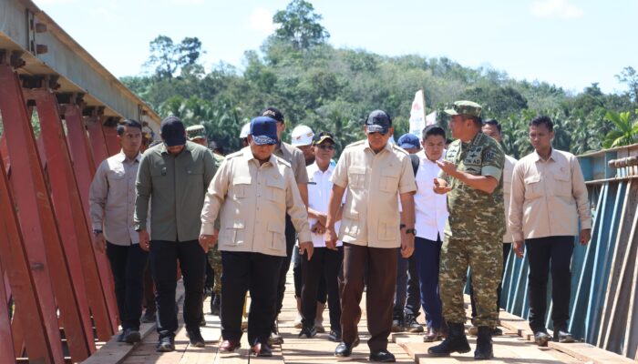 Tinjau Jembatan Bailey Di Garoga, Presiden RI Apresiasi Pengabdian Aparat Di Lapangan