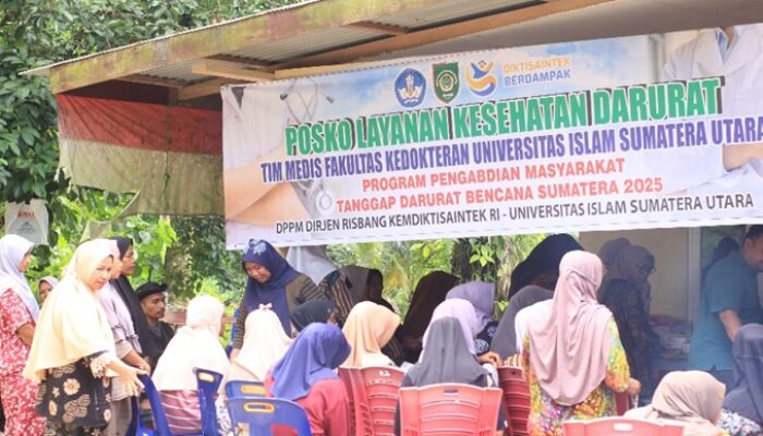 Tim Medis FK UISU Layani Korban Banjir Bandang Di Desa Simatohir Dengan Dukungan Hibah Pendanaan DPPM Dirjen Risbang Kemendiktisaintek RI