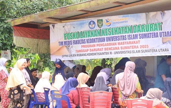 Tim Medis FK UISU Layani Korban Banjir Bandang Di Desa Simatohir Dengan Dukungan Hibah Pendanaan DPPM Dirjen Risbang Kemendiktisaintek RI
