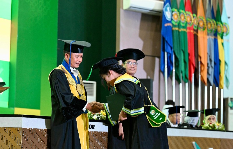 Wisuda 2.656 Sarjana Baru, Rektor USU: Dunia Kerja Butuh Sosok Inovatif