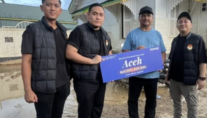 Raffi Ahmad dan Nagita Slavina kirimkan Bantuan Rp15 Miliar untuk Korban Bencana di Sumatra