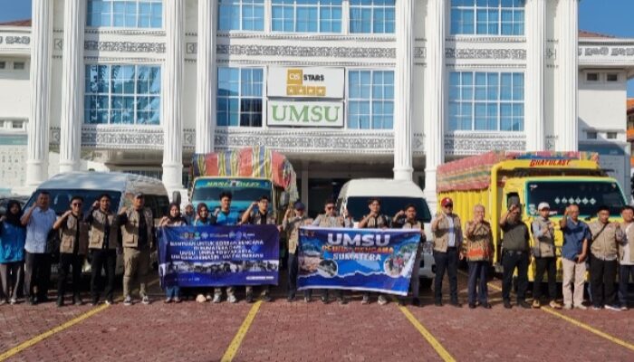 UMSU Serahkan Paket Bantuan Untuk Korban Banjir Di Aceh Tamiang