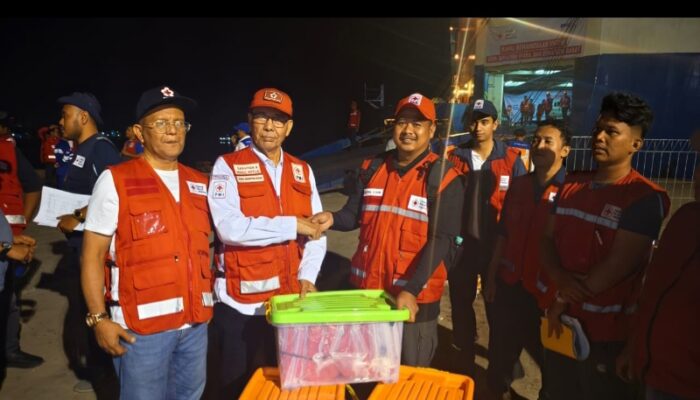 PMI Pusat Bawa Bantuan Kemanusiaan Satu Kapal