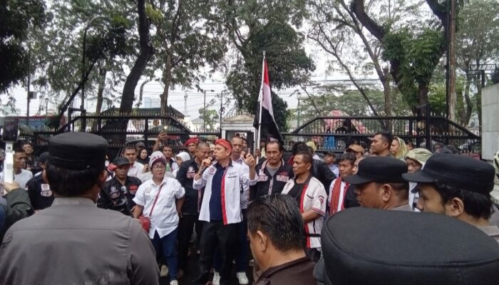 Demo Di DPRD Sumut, Massa Pertanyakan Transparansi Anggaran BTT Pemprovsu