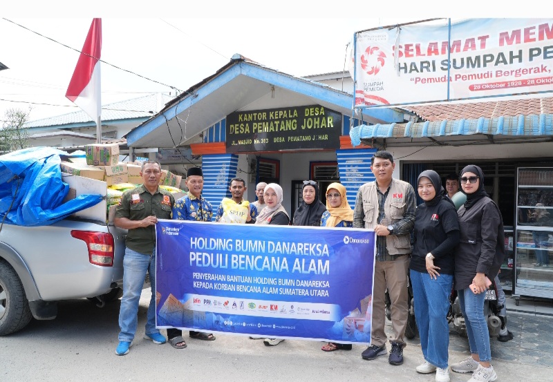 Holding BUMN Danareksa Salurkan 5 Ton Beras Dan Sembako Untuk 18.500 KK Terdampak Banjir