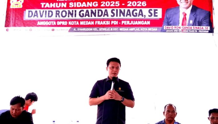 Reses David Roni Ganda SinagaWarga Minta Pengusaha UMKM Diperhatikan