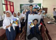 Tim Dosen UMA Beri Pembelajaran Aktif SMPN 7 Percut Seituan