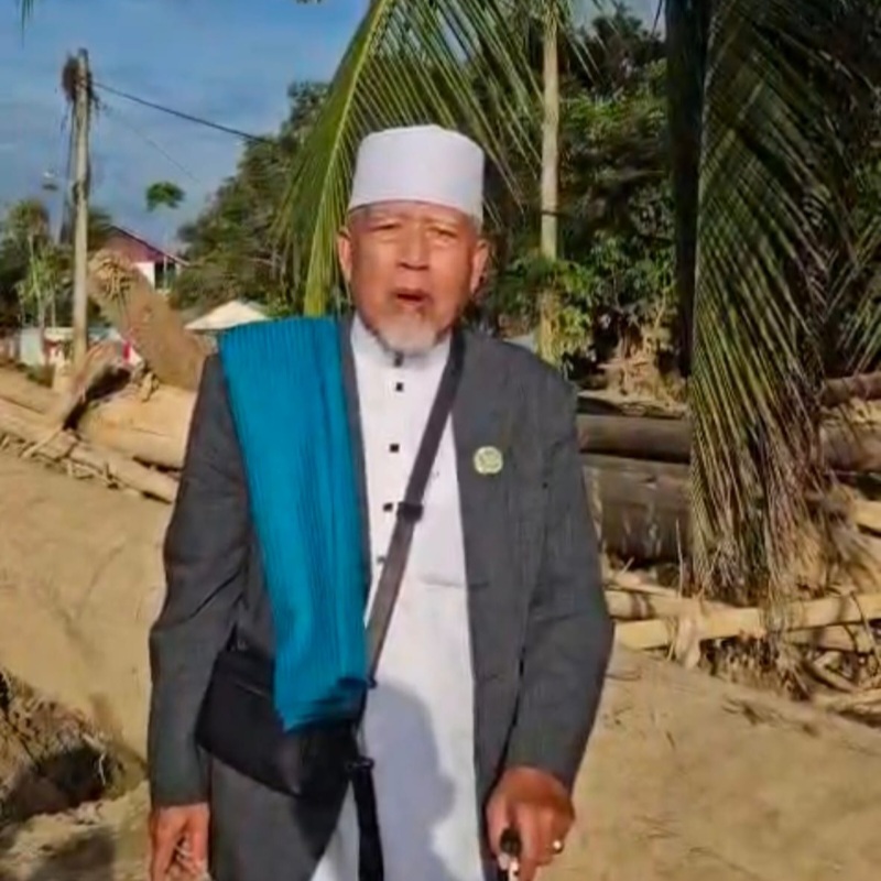 Di Tengah Reruntuhan Banjir Aceh Tamiang, KH Zulfiqar Hajar Hadir Menguatkan Iman Dan Harapan Warga