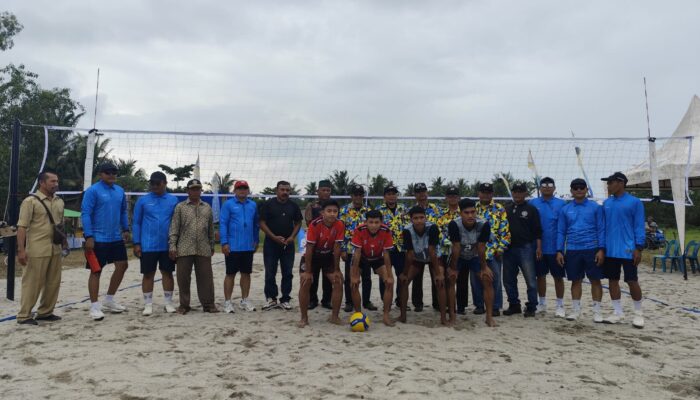 14 Tim Ikut Turnamen Voli Pantai Gemkara Cup 2025