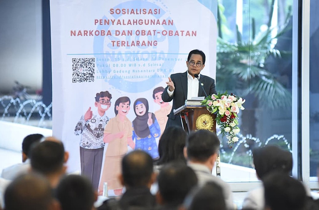 Setjen DPR RI Tes Dan Sosialisasi Bahaya Narkoba Kepada Pegawai