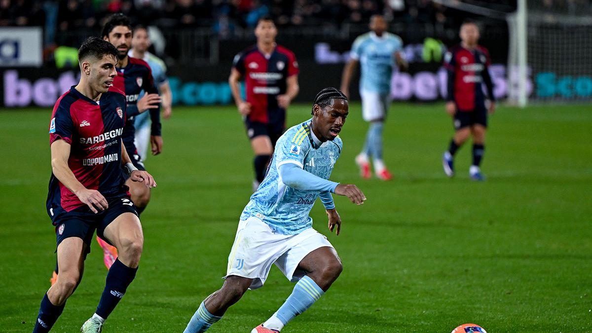 Cagliari Kejutkan Juventus, Klub Jay Idzes Kalah
