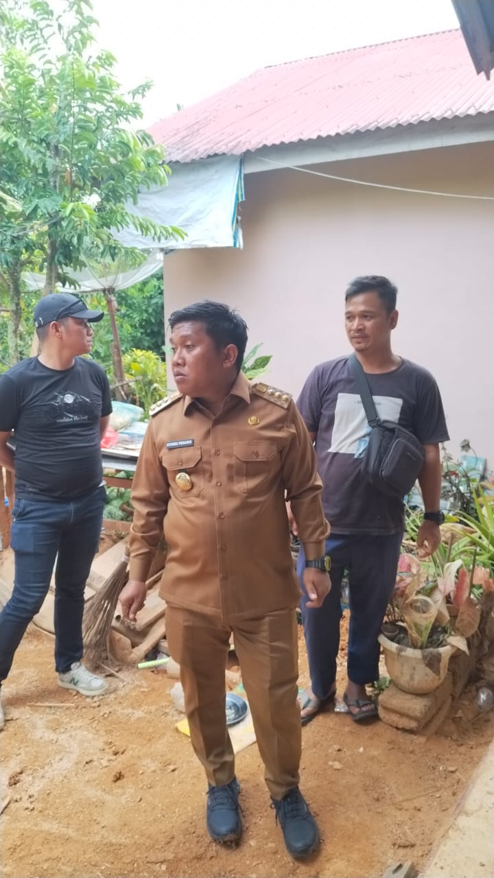 Tinjau Longsor Di Parombunan, Wali Kota Sibolga Tegaskan Pendataan Harus Valid