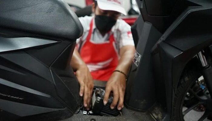 Tips Merawat Baterai Motor Tetap Prima