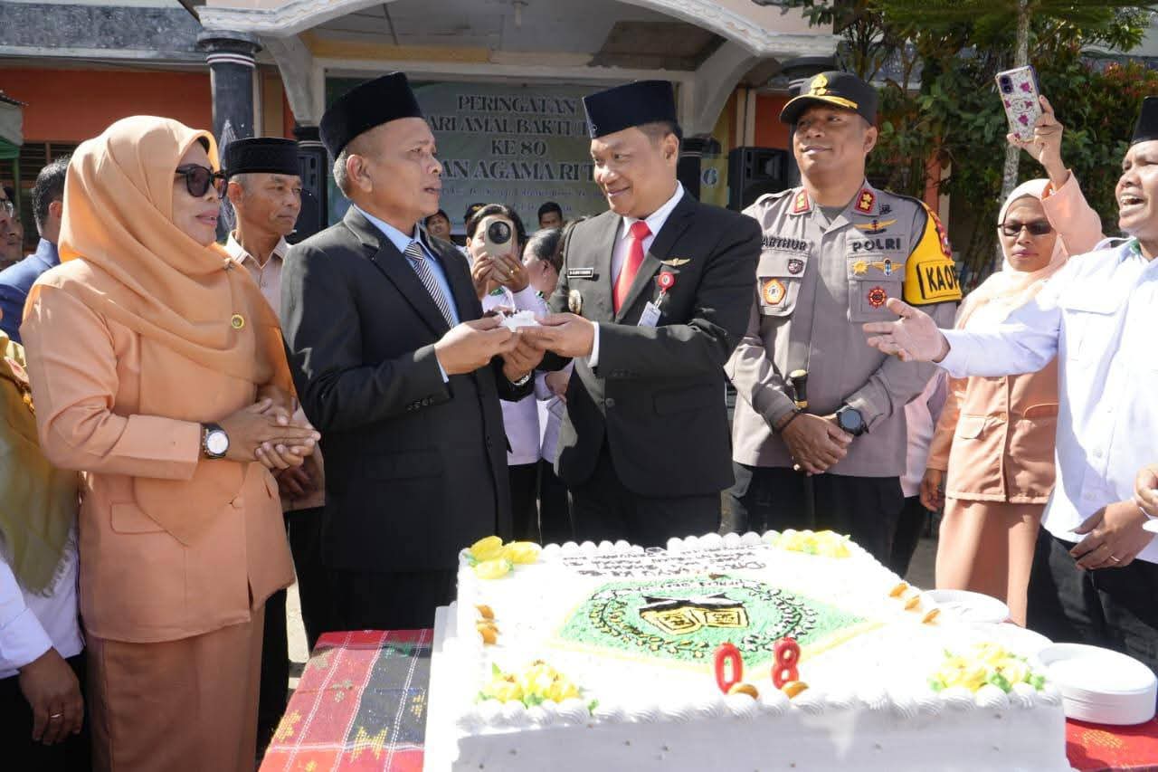 Bupati Humbang Hasundutan Pimpin Peringatan HAB Ke-80