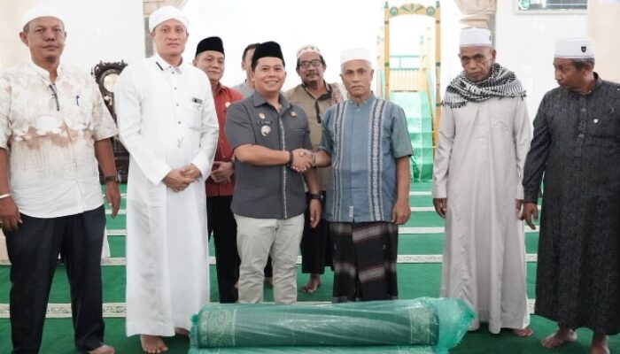 Bupati Padanglawas Jemput Aspirasi Lewat Jum’at Berkah Rutin