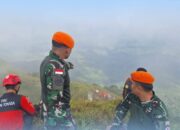 TNI AU Turunkan Korpasgat Setelah Temukan Lokasi Jatuh Pesawat ATR 42-500