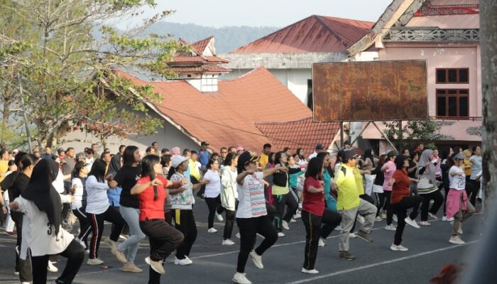 Sekda Pakpak Bharat: Senam Rutin Supaya Siap Layani Masyarakat