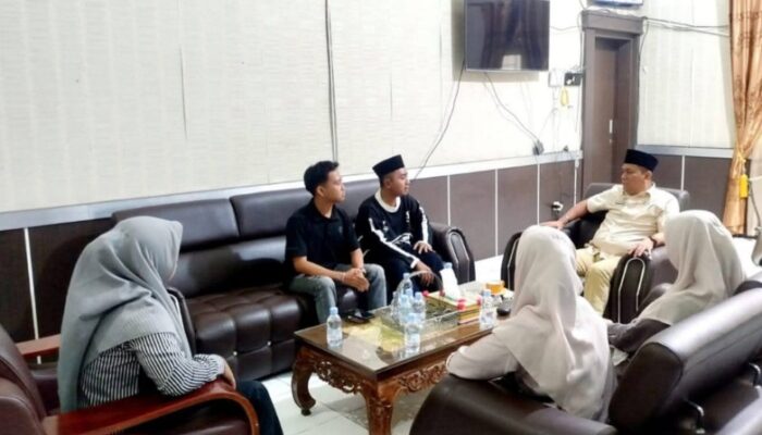 Pj Sekda Padanglawas Terima Audiensi Himapalas Riau, Ajak Bangun Daerah