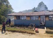 Gedung SDN 033929 Huta Ginjang Dairi Terbakar