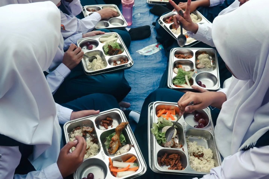 Satgas MBG Tebingtinggi Gelar Edukasi Dan Makan Gratis HGN Ke-66