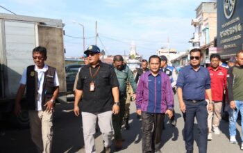 Wabup Dairi Pantau Penataan Pasar Sidikalang, Instruksikan Angkut Sampah