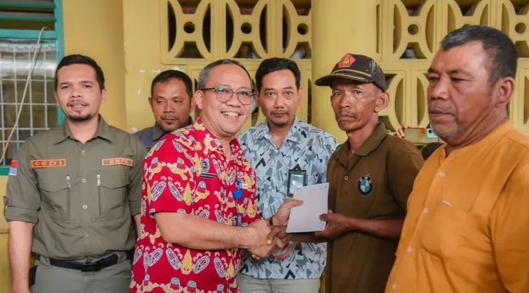 1.133 KK Korban Bencana Di Padangsidimpuan Terima Bantuan