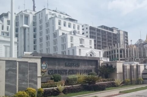 Pemprovsu Jadi “Mesin Sedot” Pejabat, Merit Sistem Terancam