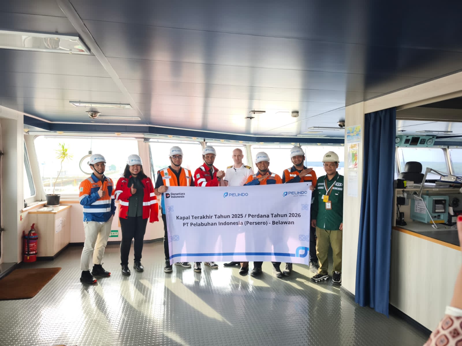 Pelindo Regional 1 Dan SPMT Branch Belawan Lepas Kapal Terakhir 2025, Sambut Kapal Perdana Awal Tahun 2026