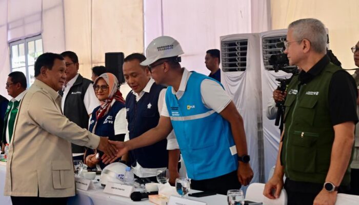 Danantara Sinergikan BUMN Bangun Huntara Di Aceh Tamiang, PLN Sambung Listrik Untuk Semua Rumah Dan Fasum