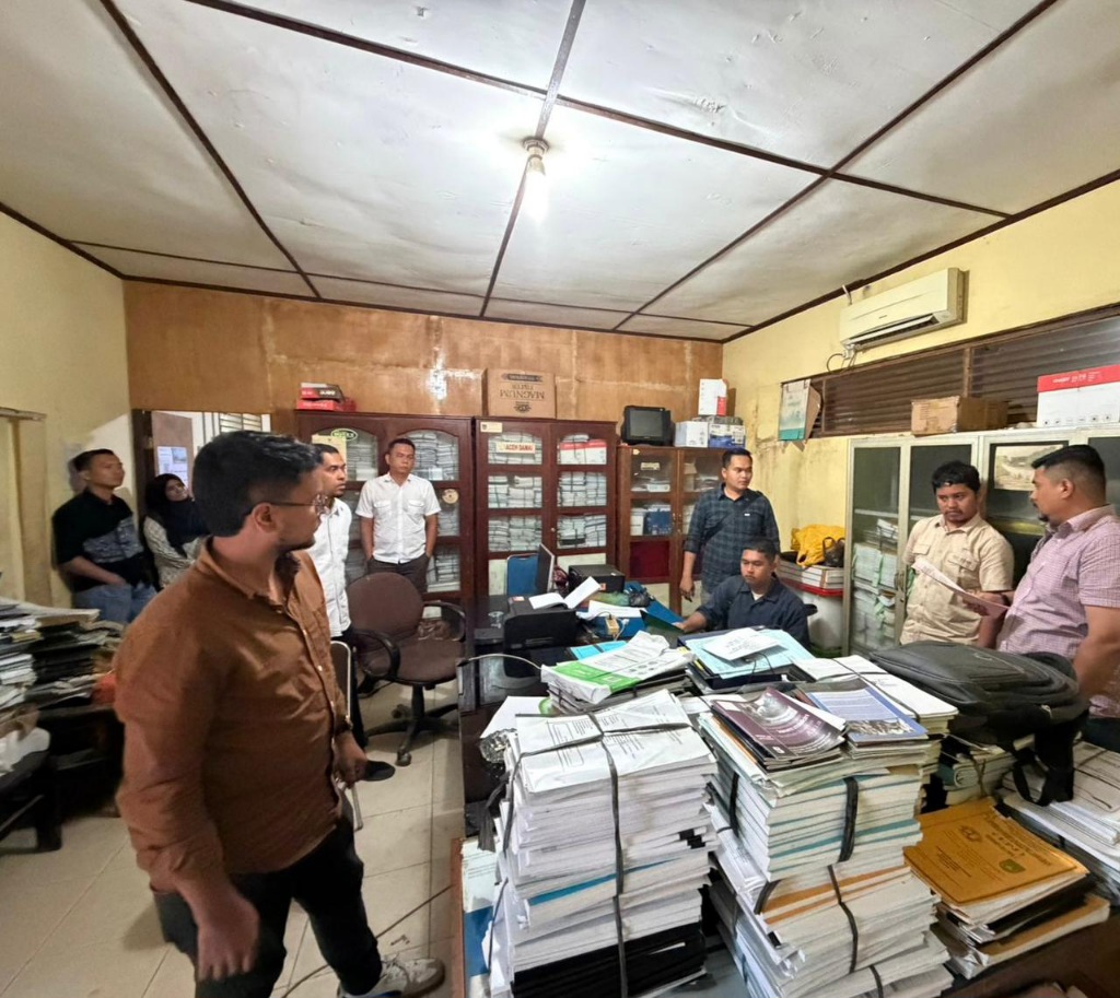 Kejari Langsa Geledah Dinas PUPR