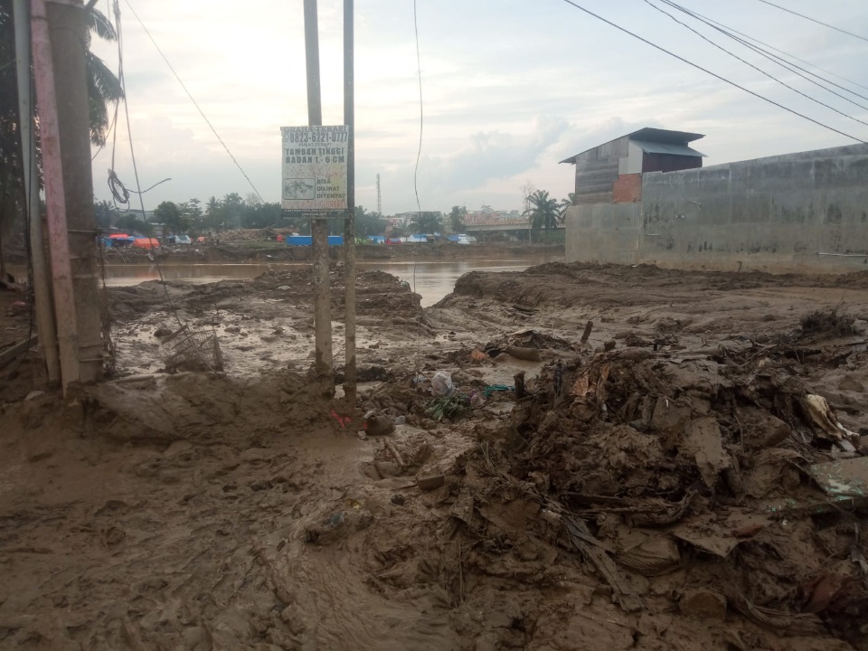 Warga Komplain Tanah Pribadi Dikeruk Jadi Lokasi Pembuangan Lumpur Di Kualasimpang