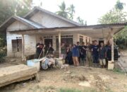 Relawan BMA Bersihkan Rumah Warga Dan Kantor Pemerintah Gampong