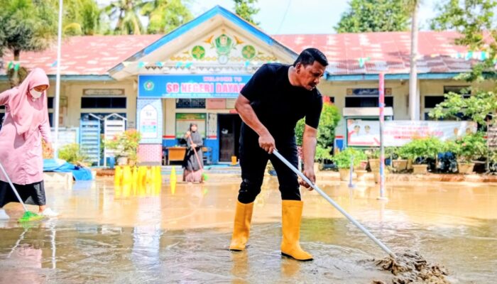 Keteladanan Guru Sambut Tahun Ajaran Baru Di Pidie