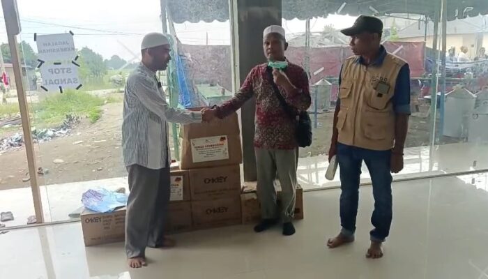 Warga Korban Banjir Gampong Meunasah Lhok Terima Bantuan Perlengkapan Sekolah dari PM3 München
