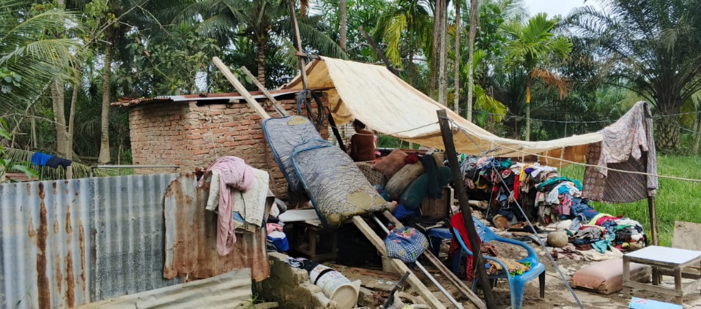 Nasib Korban Banjir Di Besitang, Empati Datang Di Puncak Penderitaan